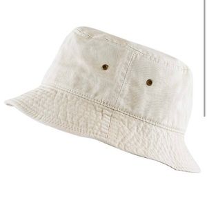 White bucket hat